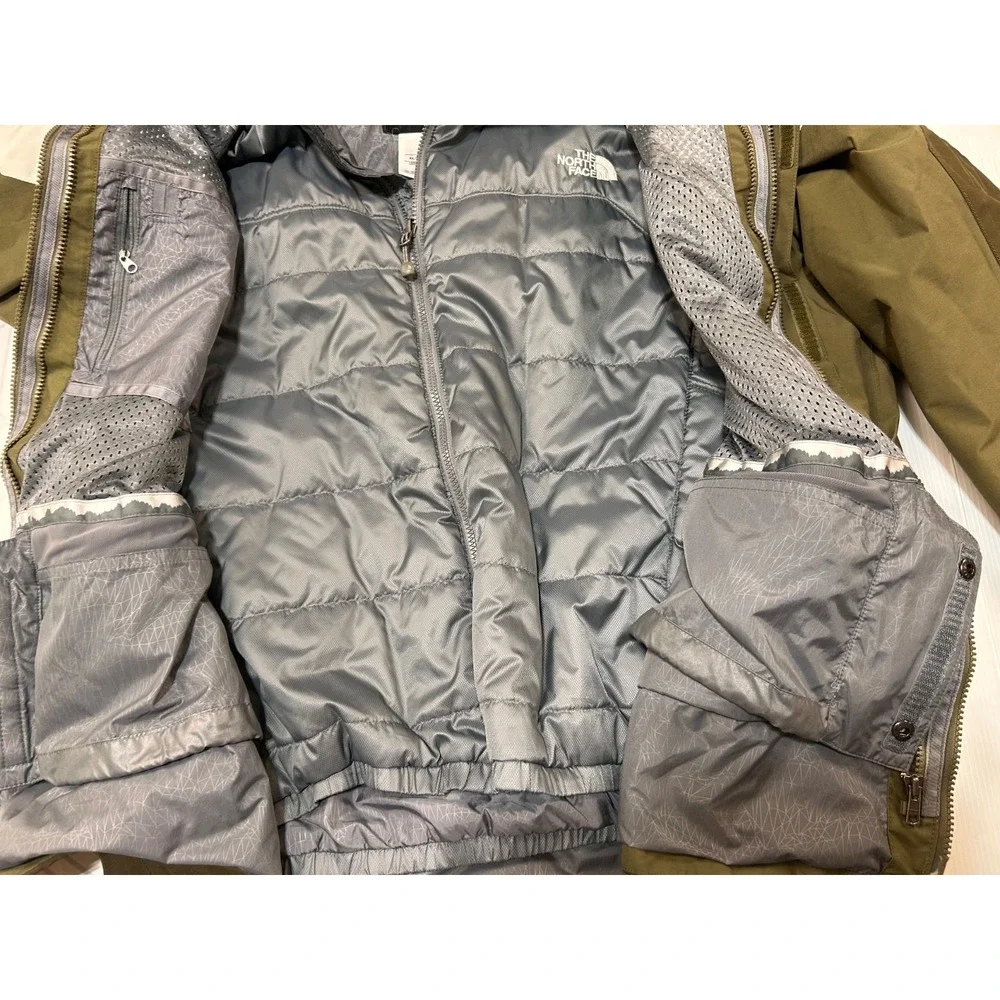 The North Face excellent see